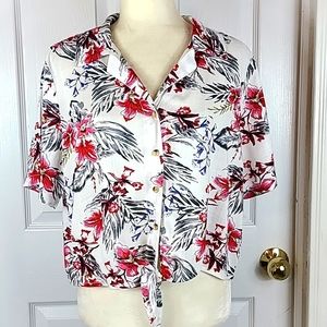 April Kiss Cropped Tie Front Blouse